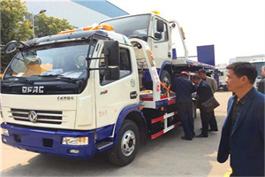 全南汽车道路救援拖车价格